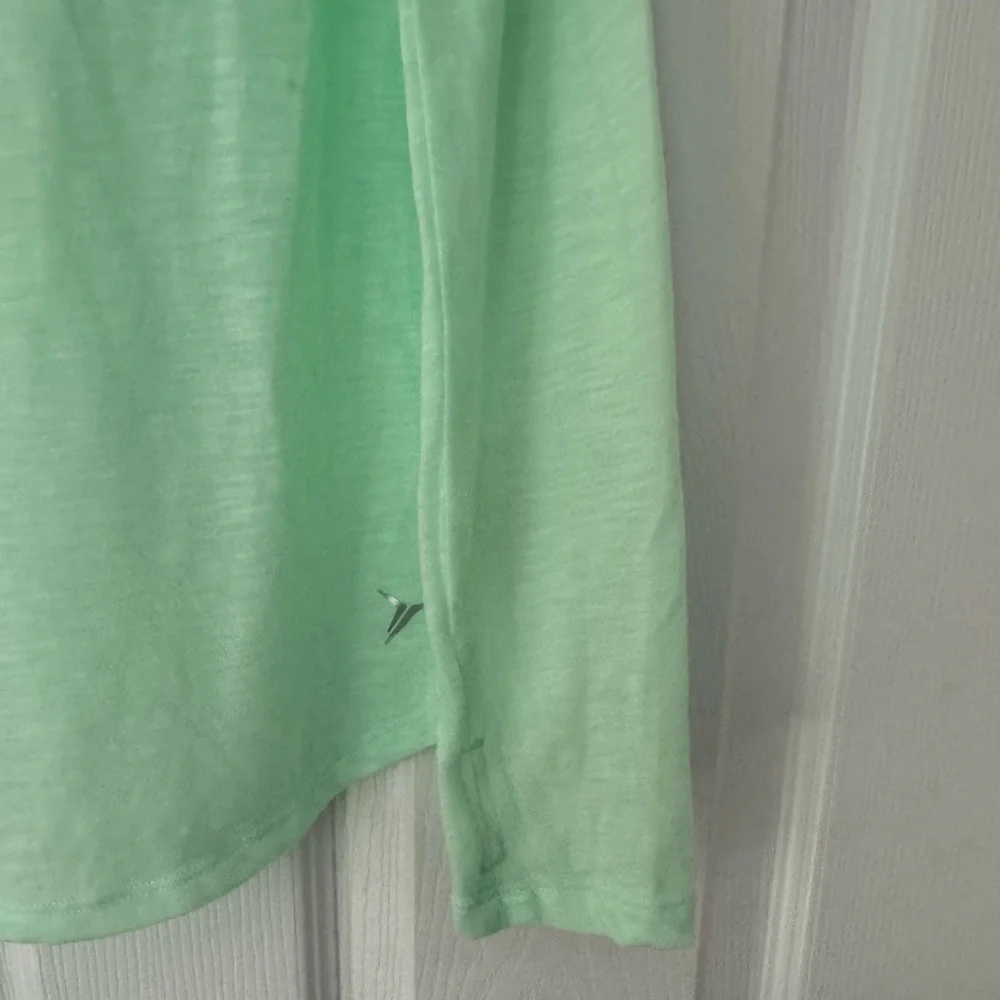 Old Navy active top